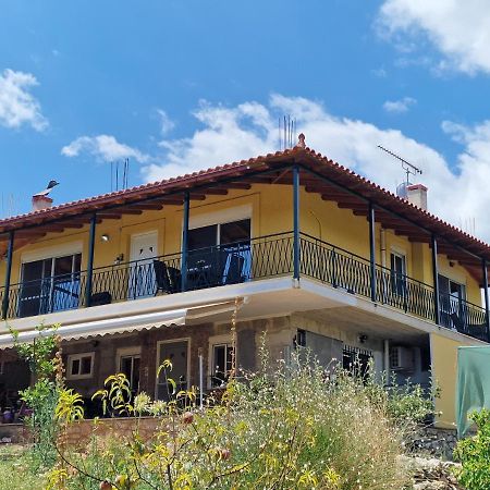 Grieks Vakantiehuis To Kalokairi Kougaiika Luaran gambar