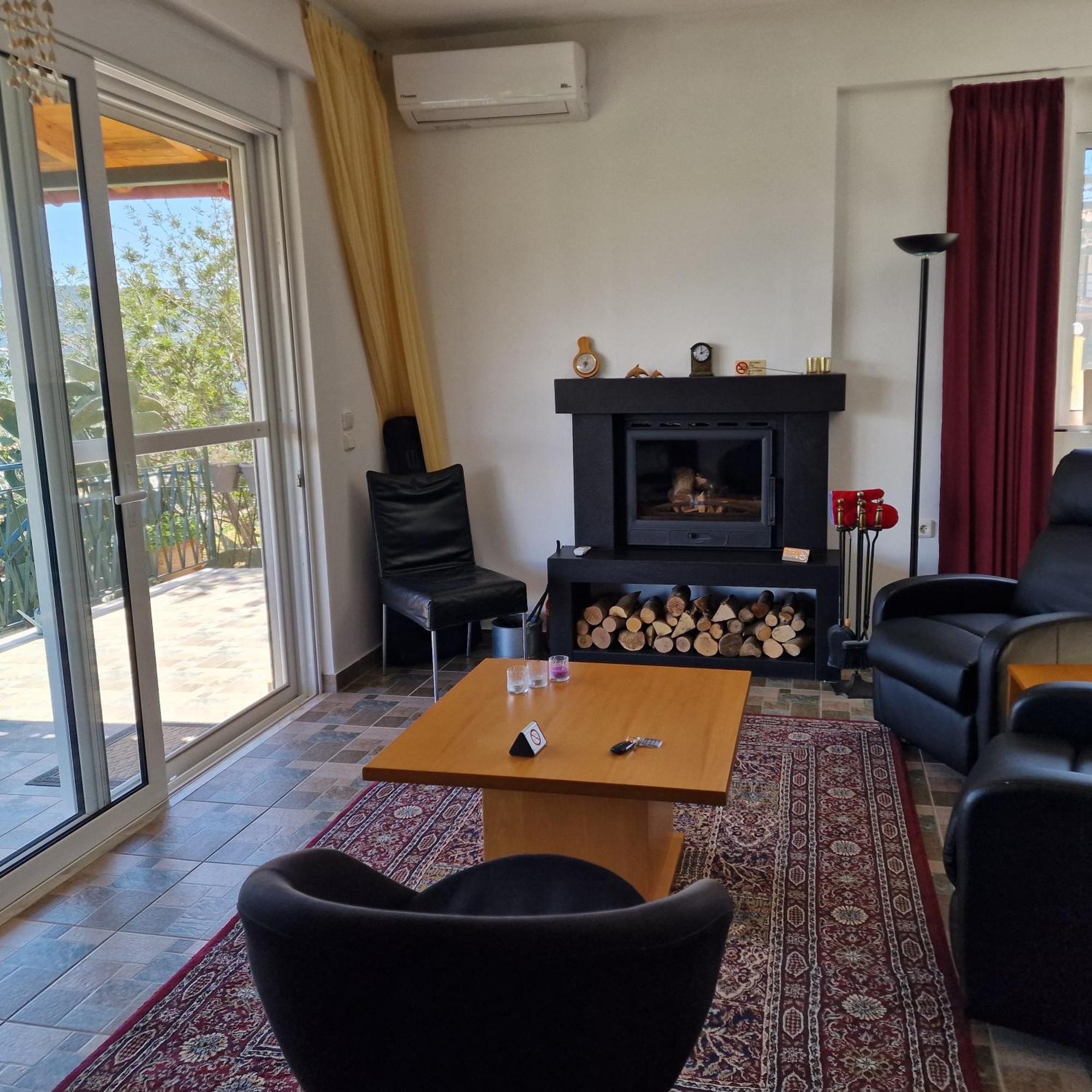 Grieks Vakantiehuis To Kalokairi Kougaiika Luaran gambar